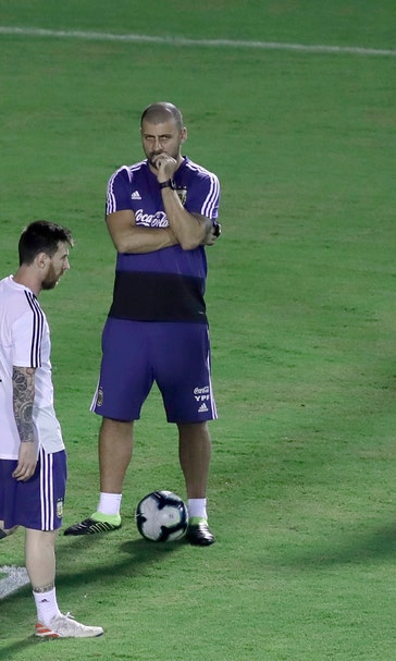 Argentina, Colombia open Copa America looking to end drought